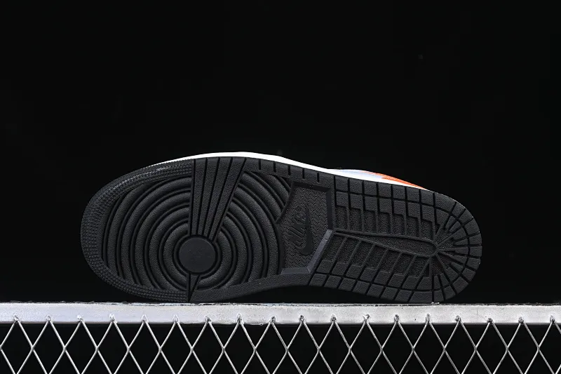All categories Air Jordan Jordan series basketball shoes Air Jordan 1 Low G version pure original Air Jordan 1 Low AJ1 Joe 1 black and white orange low-top retro cultural basketball shoes 553558-081